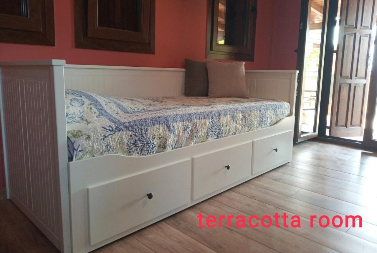 Vasileiou Apartment Kala Nera Bagian luar foto